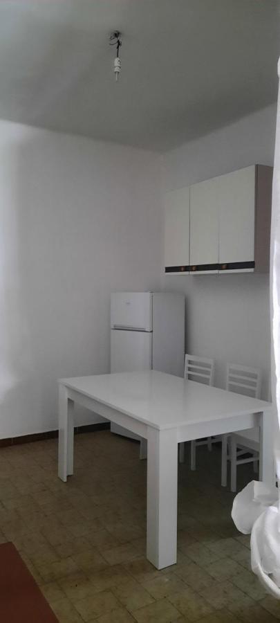 Ferry House Two Apartment *